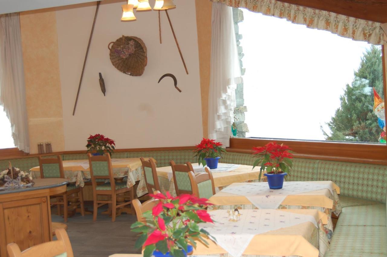 Hotel Lo Fleye 셍피에르 외부 사진